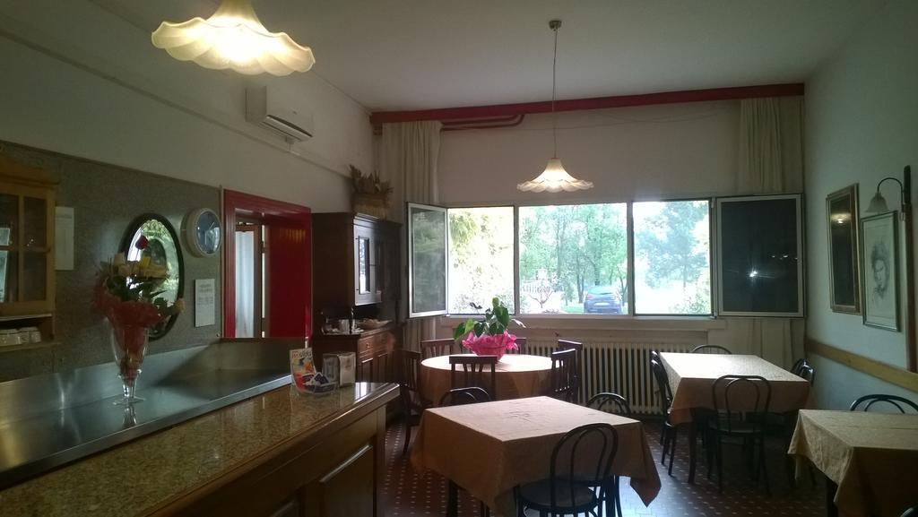Hotel San Vitale Медічина Екстер'єр фото