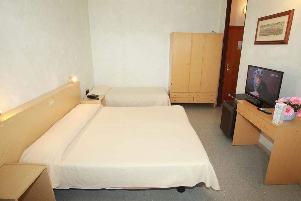 Hotel San Vitale Медічина Екстер'єр фото